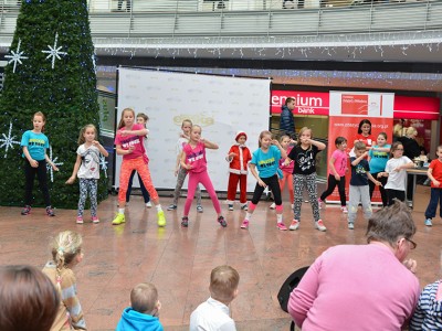 2015