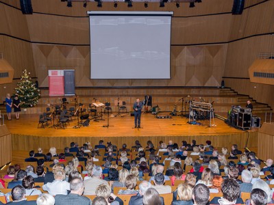 2015