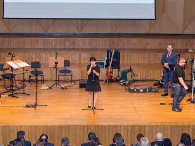 2015