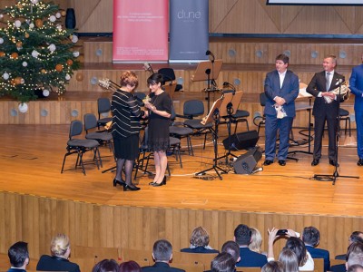 2015