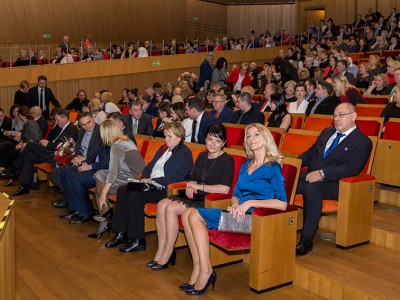 2015