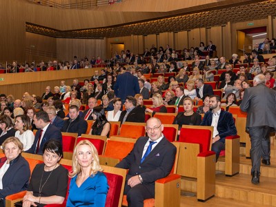 2015