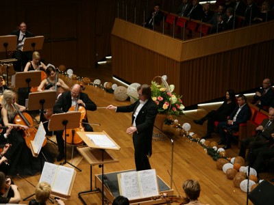 2016