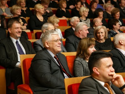 2016