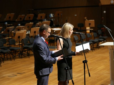 2016