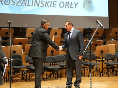 2016
