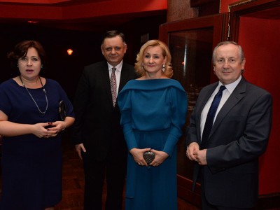 2016
