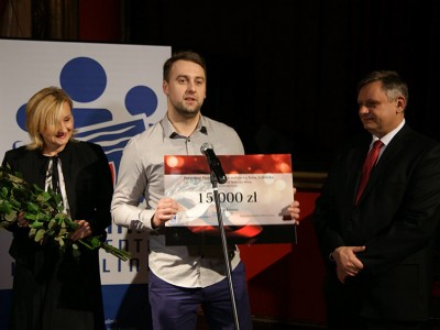 2016