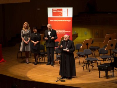 2016