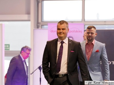 2016