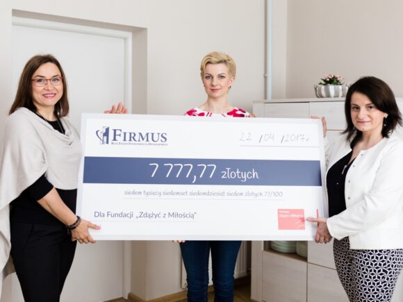 Hojny prezent od Firmus Group