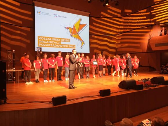 Fundacja “Zdążyć z “Miłością”  Liderem NGO 2022 !!!